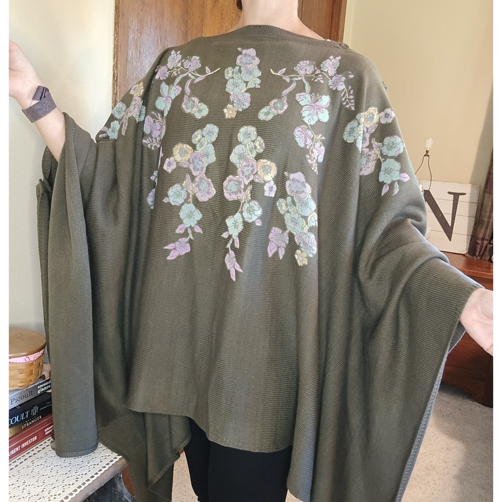 Randolph Duke the‎ look Green Floral Poncho Sweater Size 2X